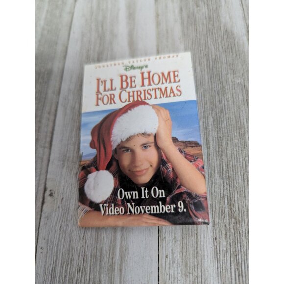 Disney "Ill Be Home For Christmas" Pinback Button Vintage 1998 Collectible Memor - Picture 1 of 8